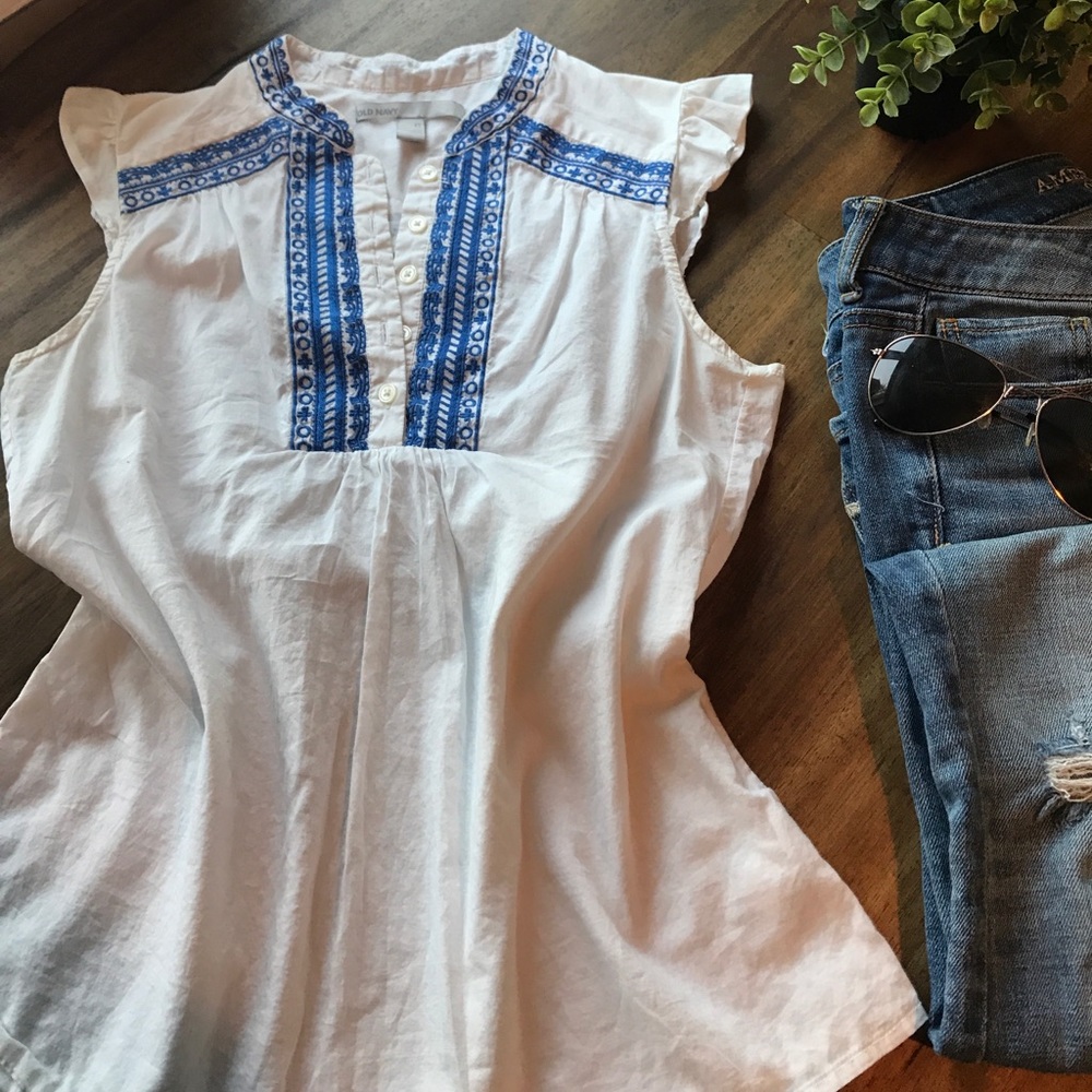 [OLD NAVY] embroidered cap sleeve tank top